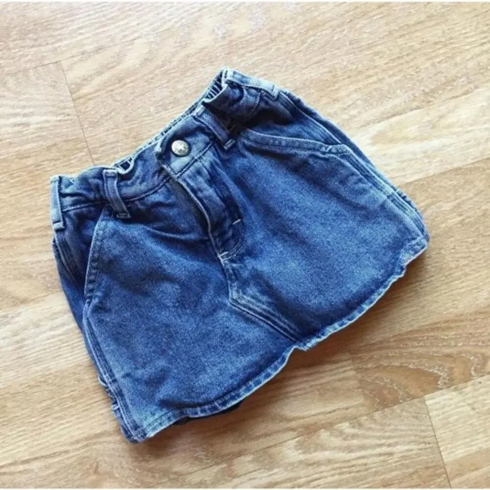 VIntage OshKosh B'gosh Denim Skort 3T